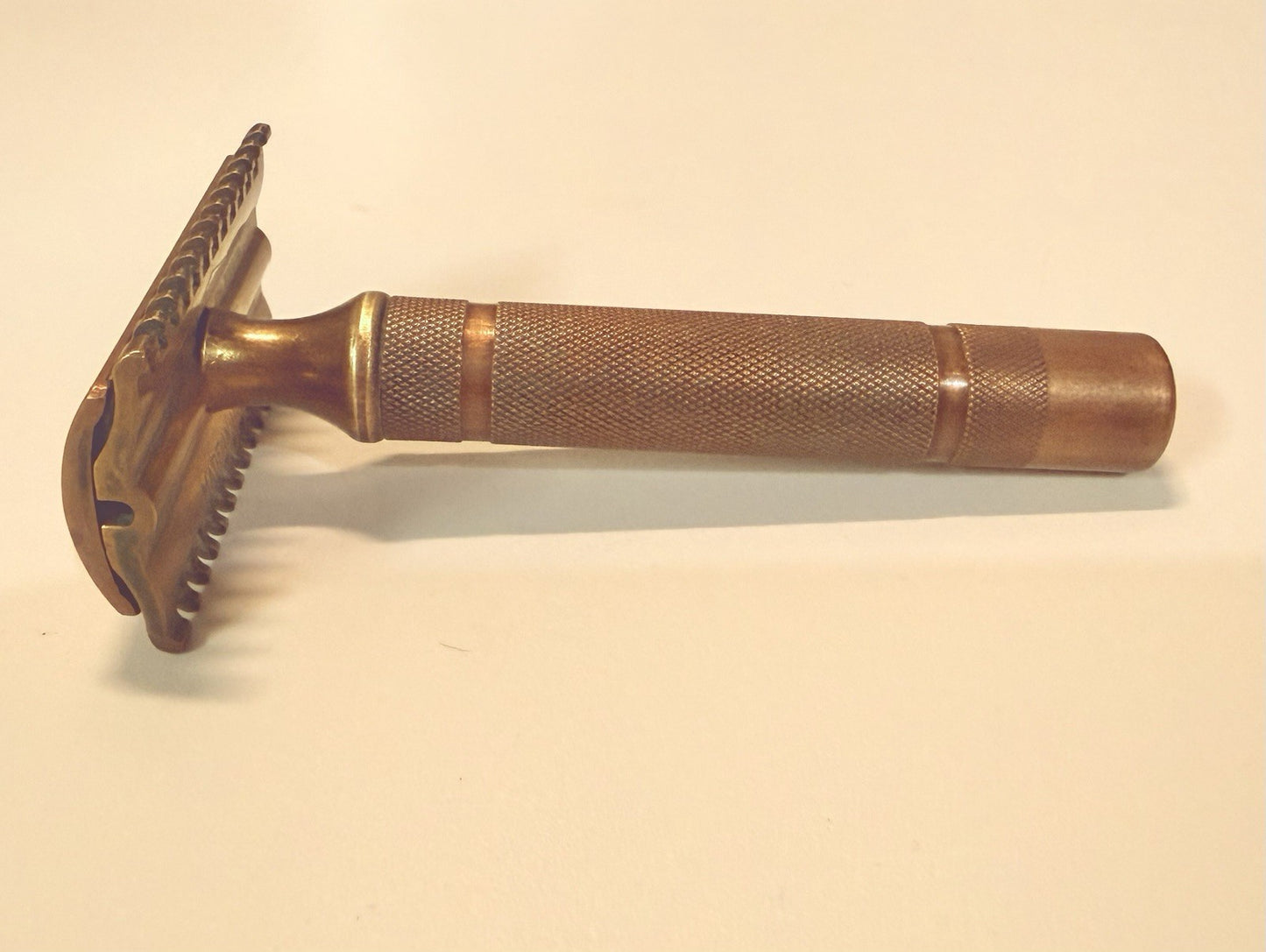 Vintage Gillette Old Type Open Comb Safety Razor Solid Handle Made in USA