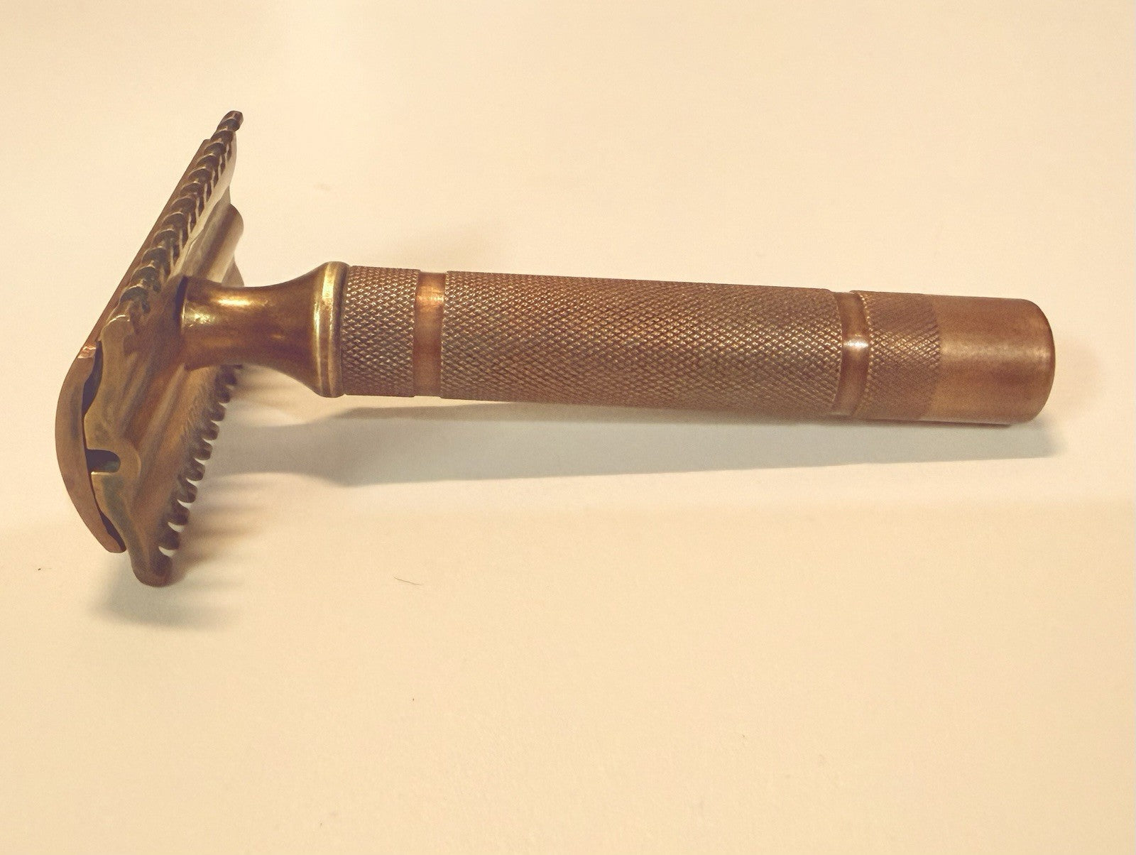 Vintage Gillette Old Type Open Comb Safety Razor Solid Handle Made in USA