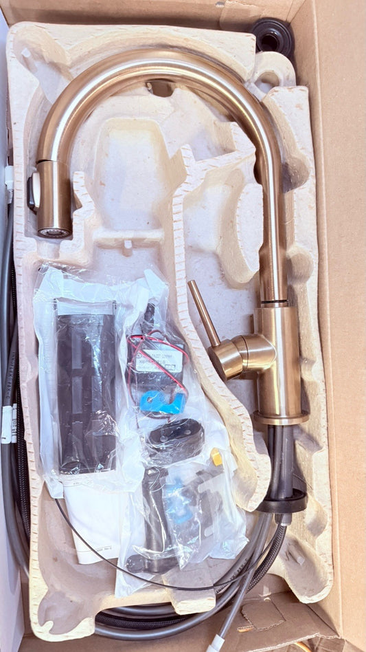 Delta 9159T-CZ-DST Single-Handle Touch2O Kitchen Faucet - Champagne Bronze