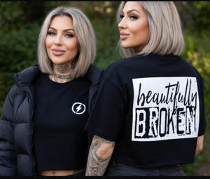 Beautifly Broken Women’s crop top
